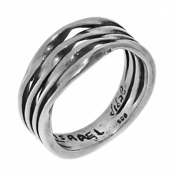 Серебряное кольцо 01R503