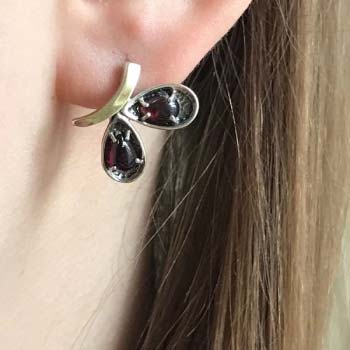 Серебряные серьги с гранатом и золотом MVE1627GGR