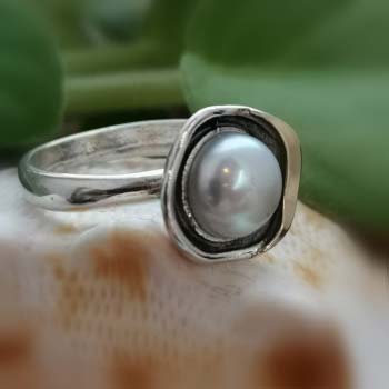 Серебряное кольцо с жемчугом и золотом MVR1608GPL