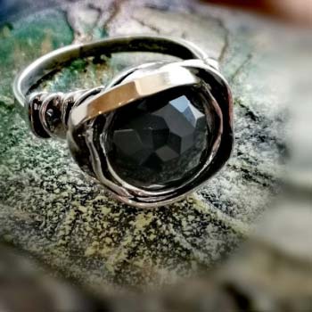 Серебряное кольцо с ониксом и золотом MVR812GON
