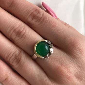 Серебряное кольцо с халцедоном, куб.цирконом и золотом MVR1536GHL/1