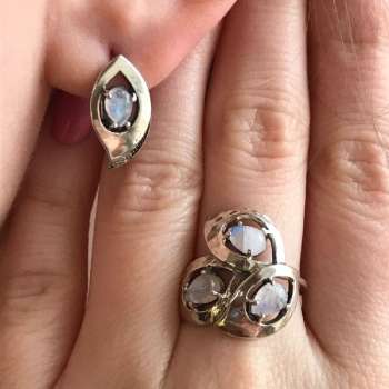 Серебряное кольцо с лунным камнем MVR1629MS