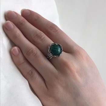 Серебряное кольцо с малахитом 01R2771ML