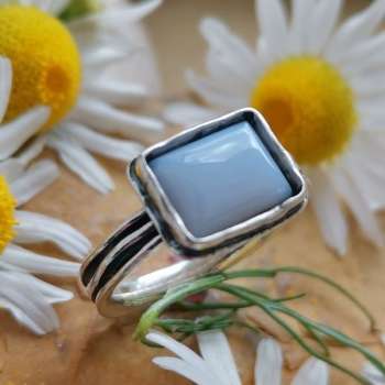 Серебряное кольцо с халцедоном 01R494HL