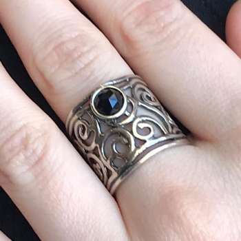 Серебряное кольцо с ониксом 01R680ON