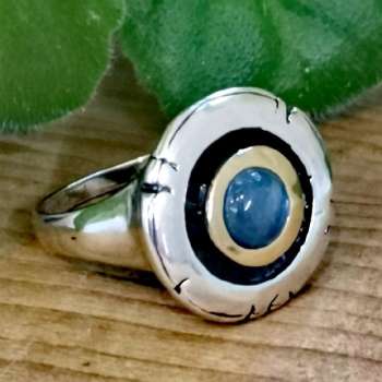 Серебряное кольцо с кианитом и золотом MVR1187GKT
