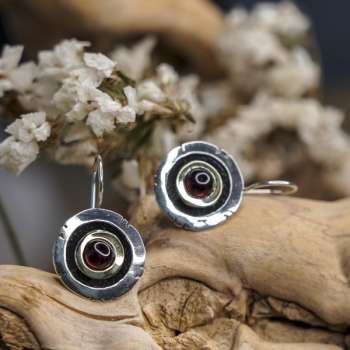 Серебряные серьги с гранатом и золотом MVE1187GGR