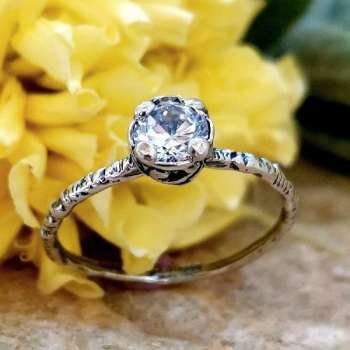 Серебряное кольцо с куб.цирконом MVR1569CZ