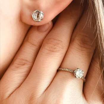 Серебряное кольцо с куб.цирконом MVR1569CZ