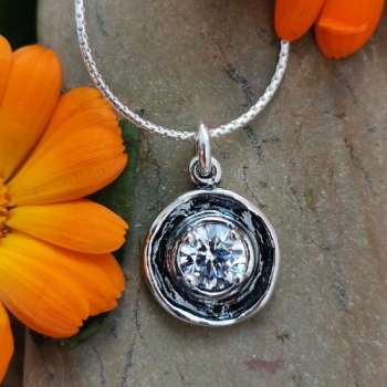 Серебряное колье с куб.цирконом 01N2120CZ