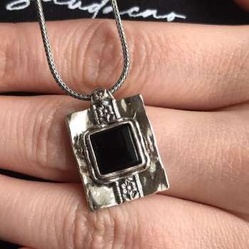 Серебряное колье с ониксом 01N696ON/1