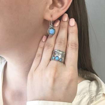 Серебряное кольцо с опалом иск. 01R1231OP