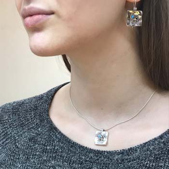 Серебряное колье с опалом иск. 01N085OP