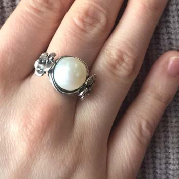 Серебряное кольцо с жемчугом 01R1457PL