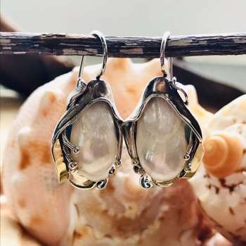 Серебряные серьги с жемчугом и золотом MVE328GPL