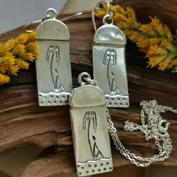 Серебряное колье 01N1438