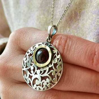 Серебряное колье с гранатом и золотом MVN1037GGR