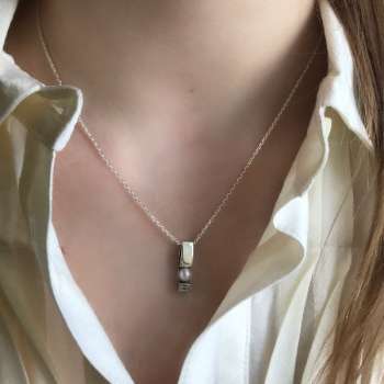 Серебряное колье с жемчугом и куб.цирконом MVN379PL