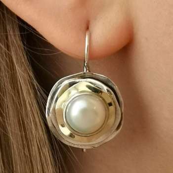 Серебряные серьги с жемчугом и золотом MVE1103GPL