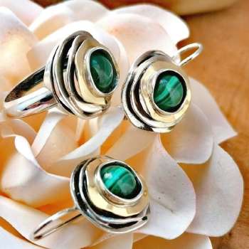 Серебряные серьги с малахитом и золотом MVE1103GML