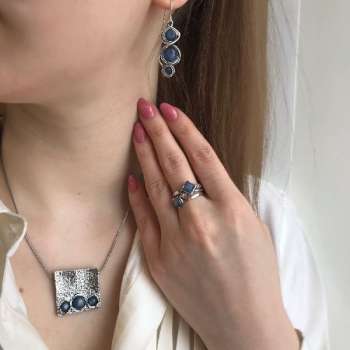 Серебряное кольцо с кианитом MVR1028KT