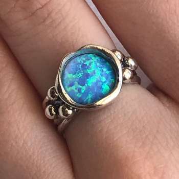Серебряное кольцо с опалом иск. 01R1716OP
