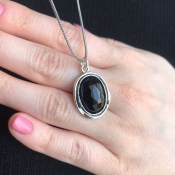 Серебряное колье с ониксом 01N833ON