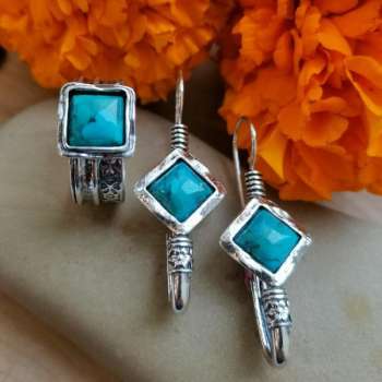 Серебряное кольцо с бирюзой 01R485TQ