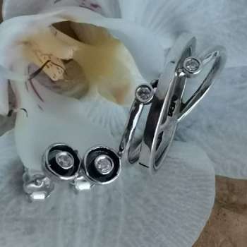 Серебряные серьги с куб.цирконом MVE074CZ