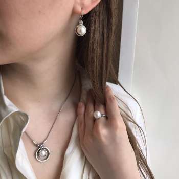 Серебряное кольцо с жемчугом 01R1622PL