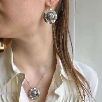 Серебряное колье MVN1149