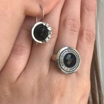 Серебряное кольцо с ониксом и куб.цирконом MVR1065ON