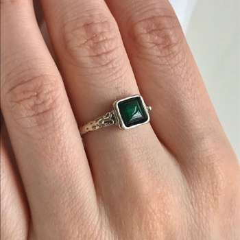 Серебряное кольцо с малахитом 01R1341ML