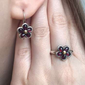 Серебряное кольцо с гранатом и золотом MVR1649GGR