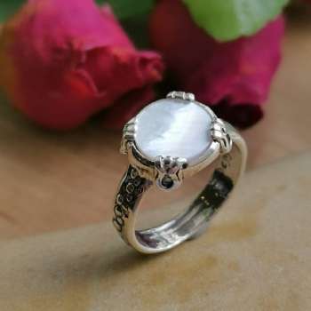 Серебряное кольцо с перламутром 01R1727PL