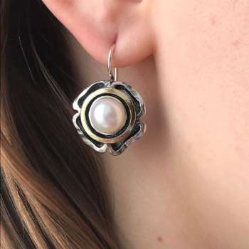 Серебряные серьги с жемчугом и золотом MVE1324GPL