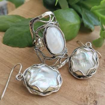 Серебряное кольцо с перламутром 01R2464PL