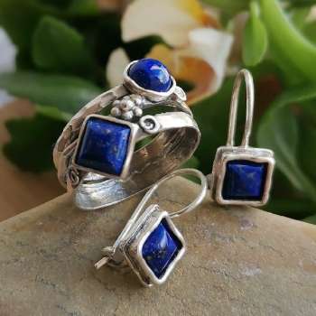 Серебряное кольцо с лазуритом MVR1028LZ