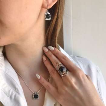 Серебряное кольцо с ониксом 01R961ON