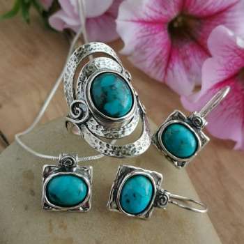 Серебряное кольцо с бирюзой 01R961TQ