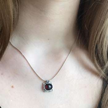 Серебряное колье с гранатом 01N176GR