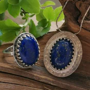 Серебряное кольцо с лазуритом 01R2791LZ