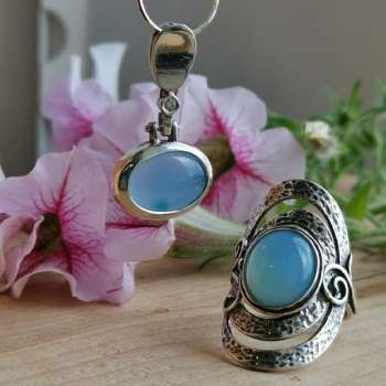 Серебряное кольцо с халцедоном 01R961HL
