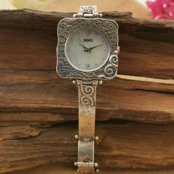 Серебряные часы 01W618