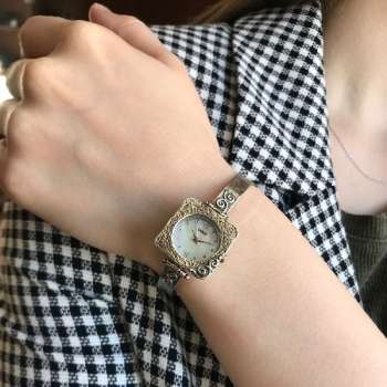 Серебряные часы 01W618