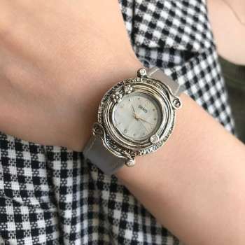 Серебряные часы с куб.цирконом 01W695CZ