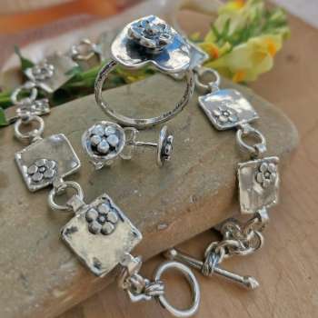Серебряное кольцо 01R2030