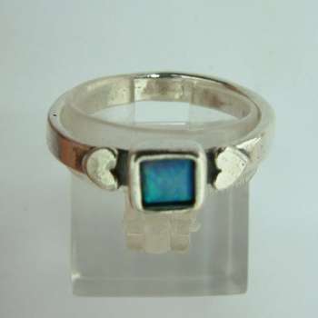 Серебряное кольцо с опалом иск. 01R602OP
