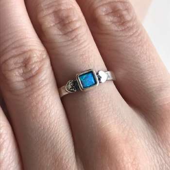 Серебряное кольцо с опалом иск. 01R602OP