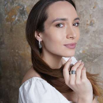 Серебряные серьги MVE776